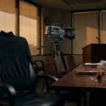 Nathan Fielder Documente Holmes Et Le Mythe Des Startups
